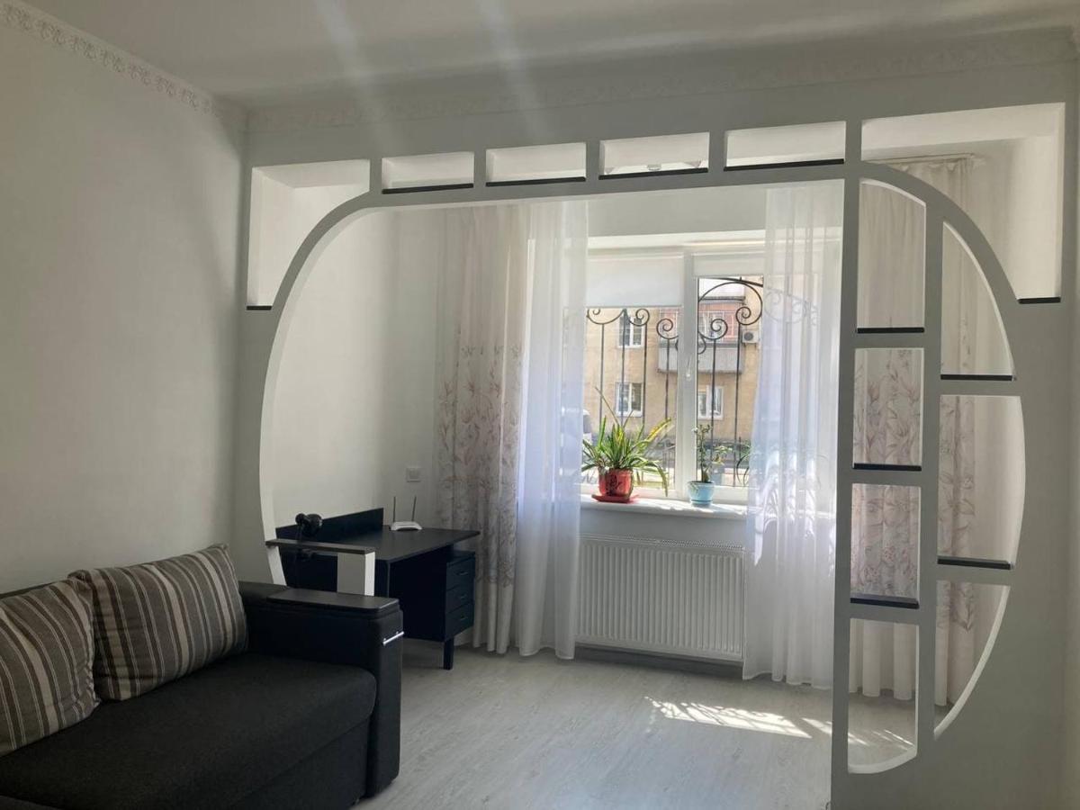 New Cosy Apartment リヴィウ エクステリア 写真